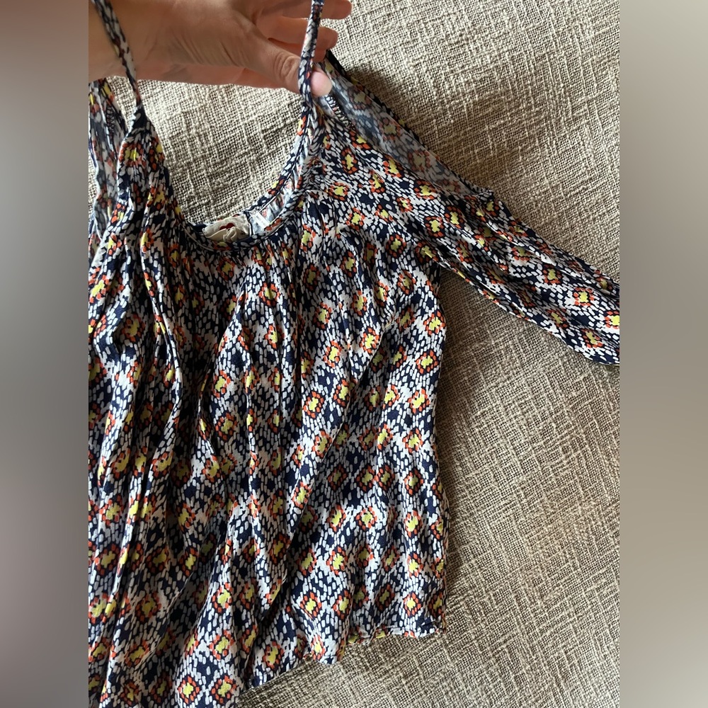 Cold Shoulder Patterned Top